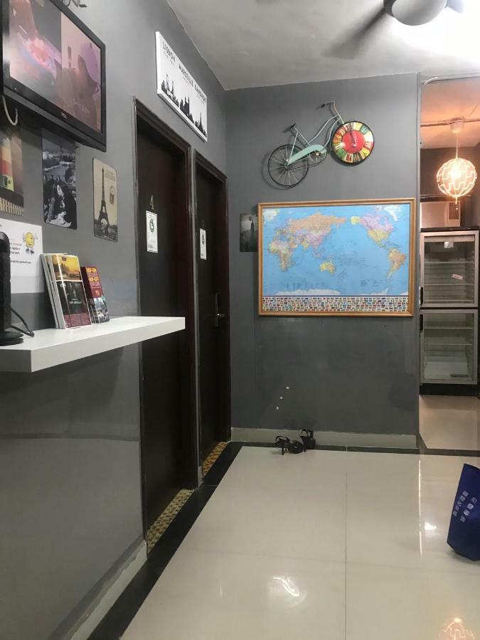 Cool Budget Hostel Hong Kong Exterior photo